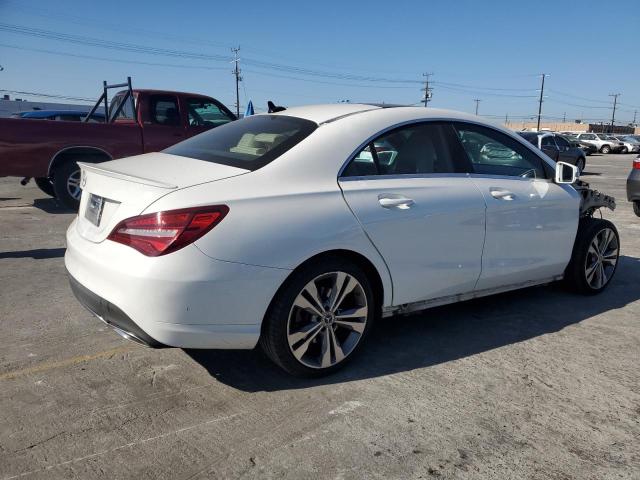 WDDSJ4EB9KN752444 - 2019 MERCEDES-BENZ CLA 250 WHITE photo 3