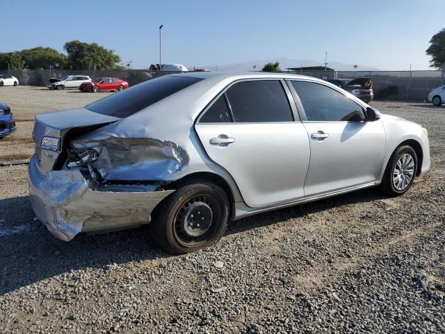 4T4BF1FK0CR199569 - 2012 TOYOTA CAMRY BASE SILVER photo 3