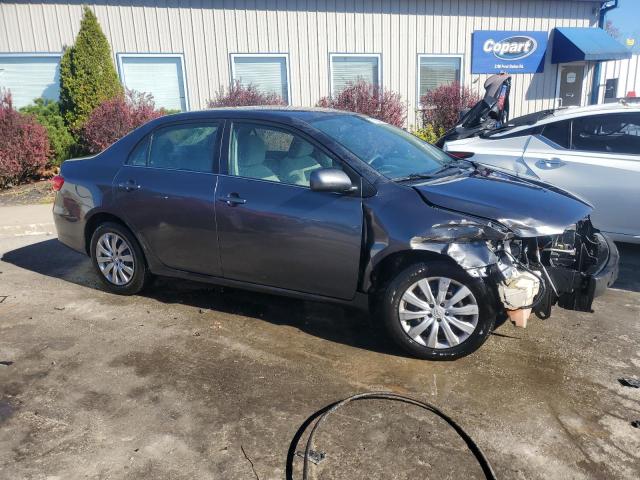 2T1BU4EE2DC001610 - 2013 TOYOTA COROLLA BASE Gris photo 4