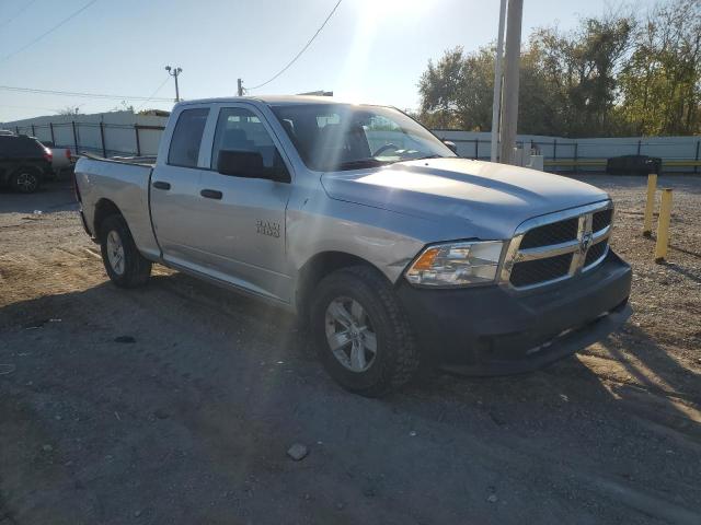 1C6RR6FG7JS336472 - 2018 RAM 1500 ST Silber Foto 4