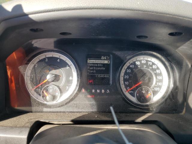 1C6RR6FG7JS336472 - 2018 RAM 1500 ST Silber Foto 9