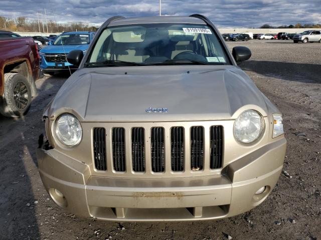 1J4NF4FB0AD512866 - 2010 JEEP COMPASS SPORT Бежевий фото 5