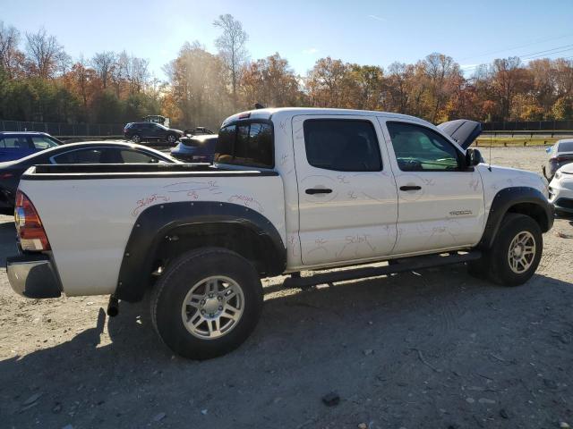 5TFJU4GN2FX085733 - 2015 TOYOTA TACOMA DOUBLE CAB PRERUNNER WHITE photo 3