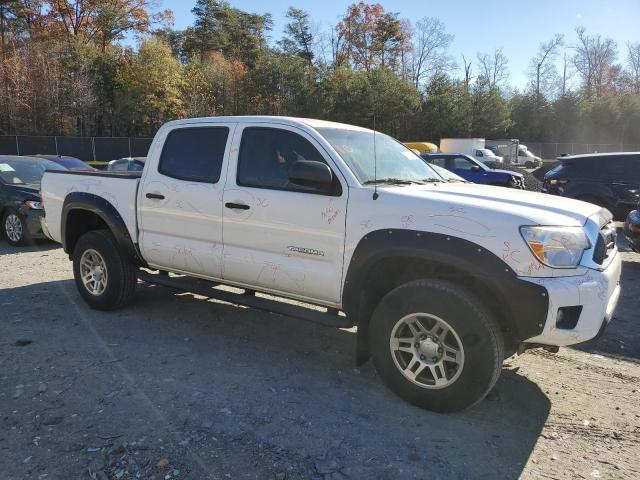 5TFJU4GN2FX085733 - 2015 TOYOTA TACOMA DOUBLE CAB PRERUNNER WHITE photo 4