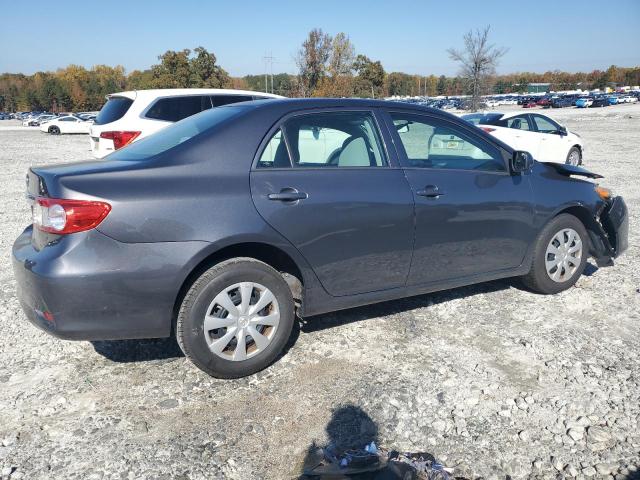 5YFBU4EE3DP153976 - 2013 TOYOTA COROLLA BASE رمادي صورة 3