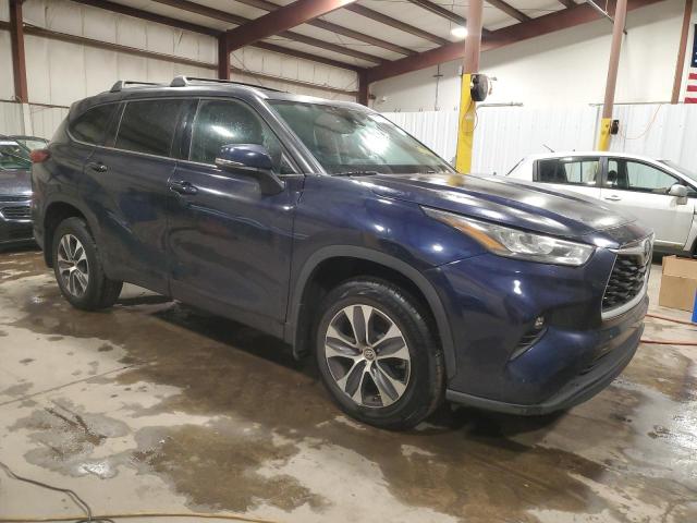 5TDHZRBHXLS050325 - 2020 TOYOTA HIGHLANDER XLE BLUE photo 4