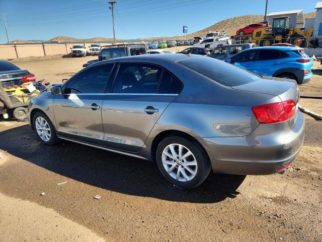 3VWDX7AJXDM425948 - 2013 VOLKSWAGEN JETTA SE 灰色 照片 2