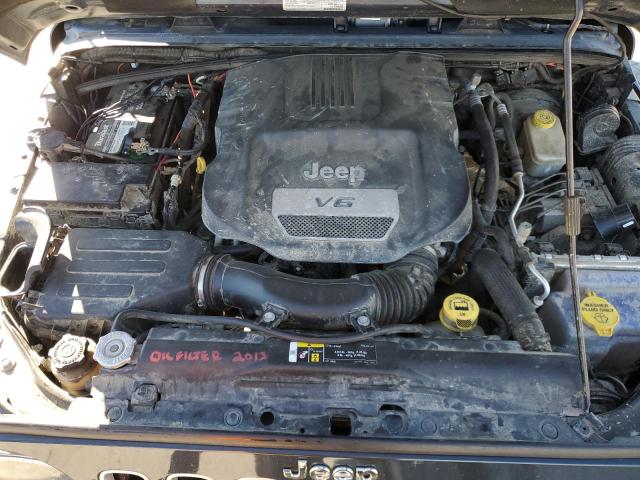 1C4BJWEG9HL600069 - 2017 JEEP WRANGLER U SAHARA GRAY photo 12