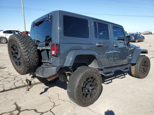 1C4BJWEG9HL600069 - 2017 JEEP WRANGLER U SAHARA GRAY photo 3