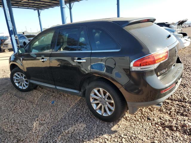 2LMDJ6JKXDBL25549 - 2013 LINCOLN MKX BLACK photo 2