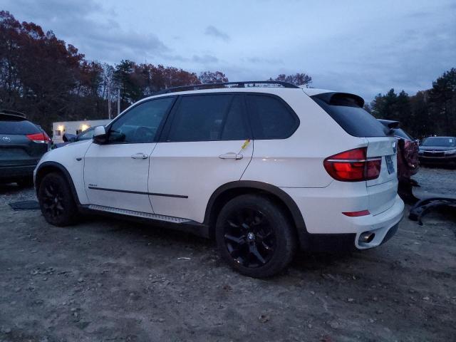 5UXZV4C55CL759932 - 2012 BMW X5 XDRIVE35I WHITE photo 2