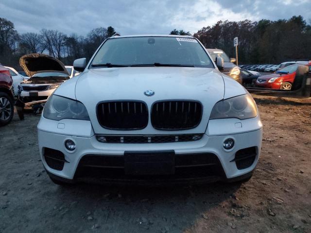 5UXZV4C55CL759932 - 2012 BMW X5 XDRIVE35I WHITE photo 5