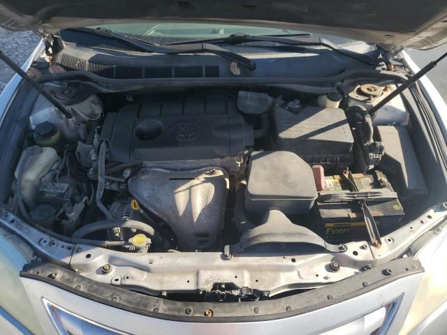4T1BF3EK2BU188787 - 2011 TOYOTA CAMRY BASE SILVER photo 11