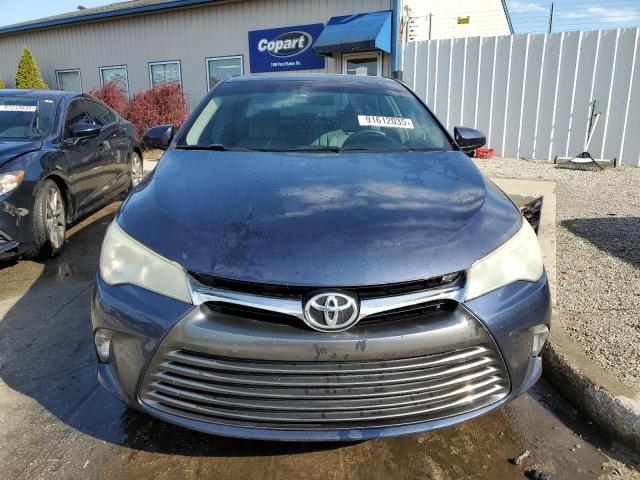 4T4BF1FK2FR445462 - 2015 TOYOTA CAMRY LE BLUE photo 5