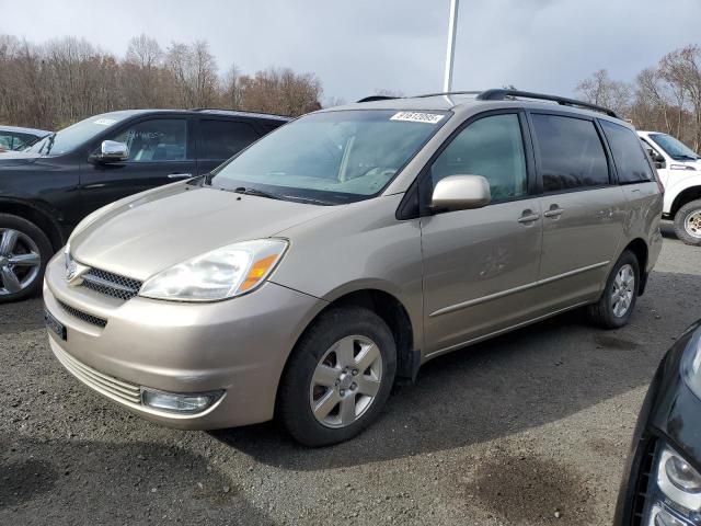 2005 TOYOTA SIENNA XLE, 