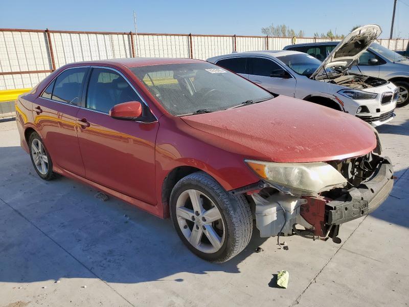 4T1BF1FKXCU500343 - 2012 TOYOTA CAMRY BASE RED photo 4