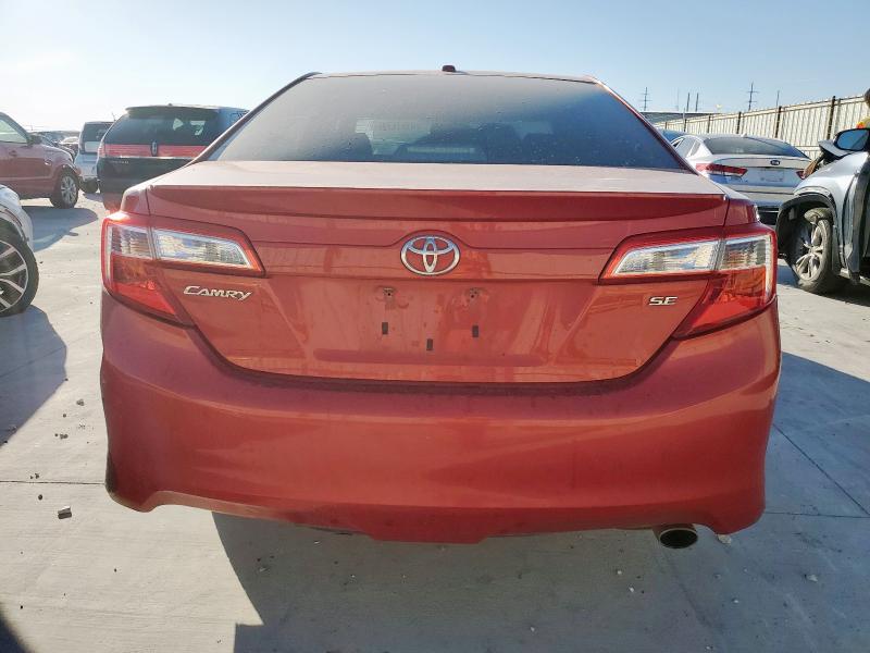 4T1BF1FKXCU500343 - 2012 TOYOTA CAMRY BASE RED photo 6
