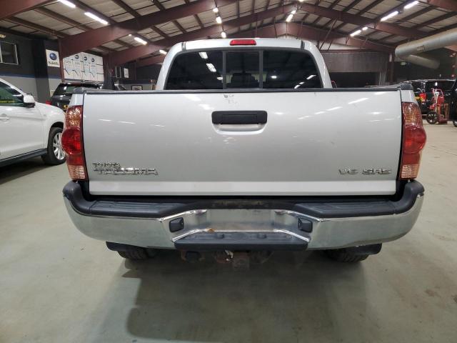 5TELU42N98Z547670 - 2008 TOYOTA TACOMA DOUBLE CAB 银色 照片 6