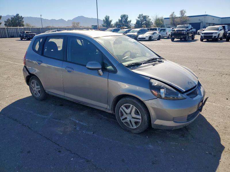 JHMGD37488S011761 - 2008 HONDA FIT Grau Foto 4