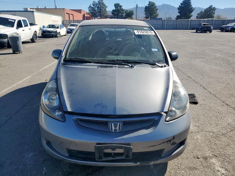 JHMGD37488S011761 - 2008 HONDA FIT Grau Foto 5