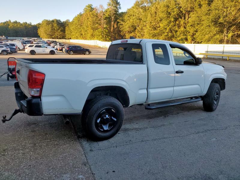 5TFRX5GN8HX100531 - 2017 TOYOTA TACOMA ACCESS CAB Белый фото 3