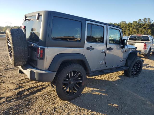 1C4BJWDG7EL105964 - 2014 JEEP WRANGLER U SPORT GRAY photo 3