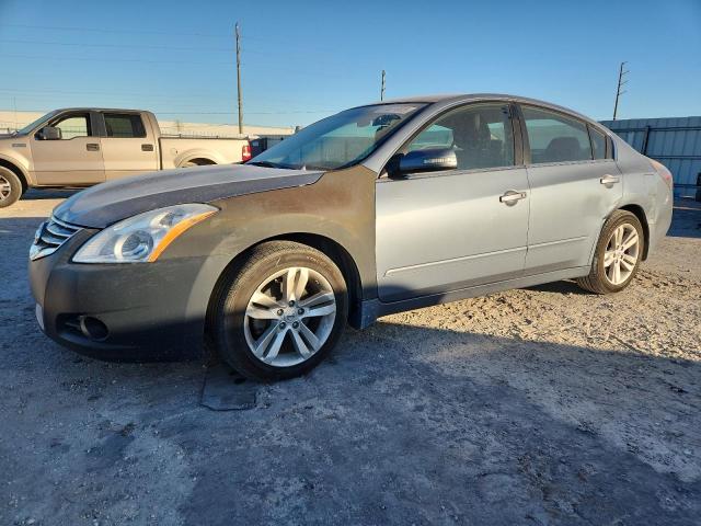 2011 NISSAN ALTIMA SR, 