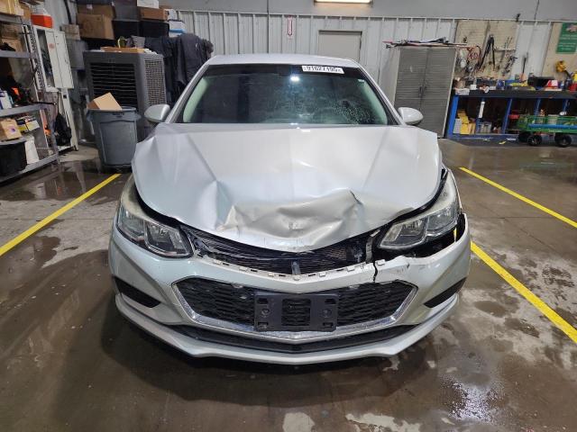 1G1BC5SM9J7117459 - 2018 CHEVROLET CRUZE LS 银色 照片 5
