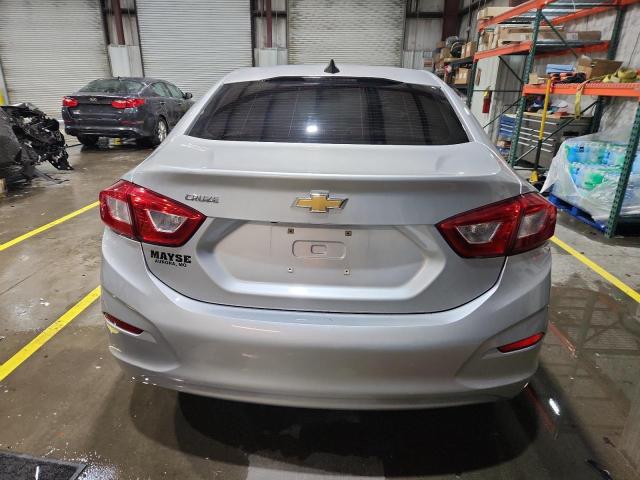 1G1BC5SM9J7117459 - 2018 CHEVROLET CRUZE LS 银色 照片 6