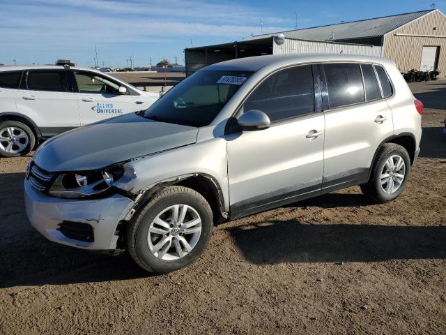 2013 VOLKSWAGEN TIGUAN S, 