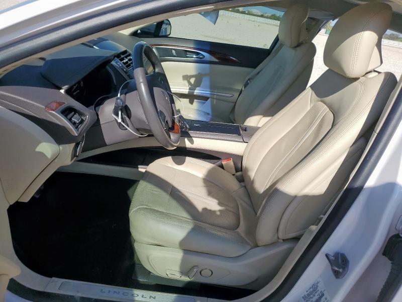 3LN6L2LU2ER806680 - 2014 LINCOLN MKZ HYBRID თეთრი ფოტო 7