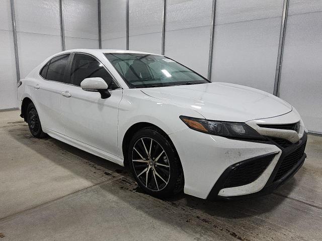 4T1G11AK5PU807131 - 2023 TOYOTA CAMRY SE NIGHT SHADE WHITE photo 4