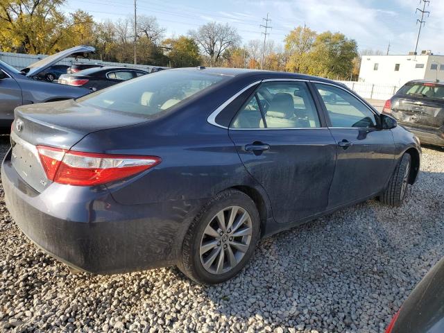 4T1BF1FK9FU946987 - 2015 TOYOTA CAMRY LE BLUE photo 3