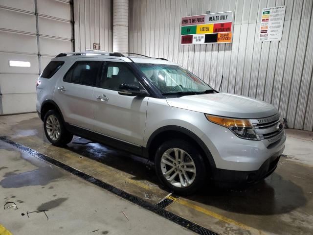 1FMHK8D8XCGA11168 - 2012 FORD EXPLORER XLT SILVER photo 4