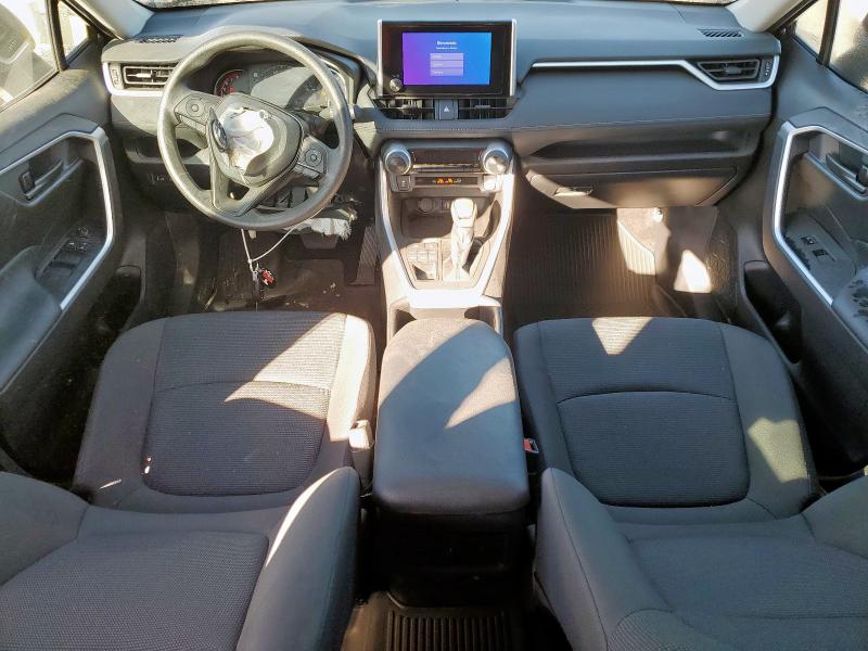 2T3F1RFV1RC480624 - 2024 TOYOTA RAV4 LE GRAY photo 8