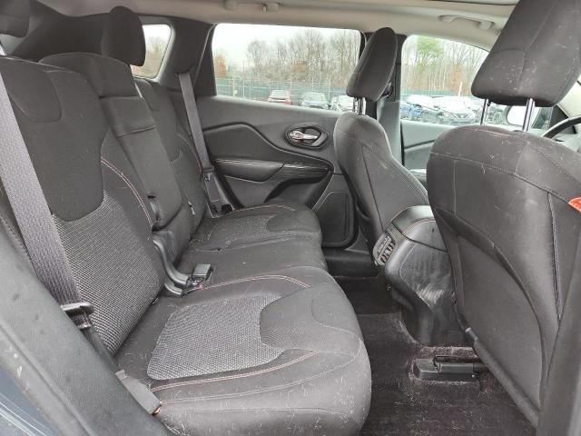 1C4PJMCS2GW299434 - 2016 JEEP CHEROKEE LATITUDE GRAY photo 11