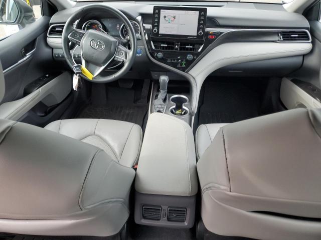 4T1F31AK2RU069216 - 2024 TOYOTA CAMRY XLE SILVER photo 8