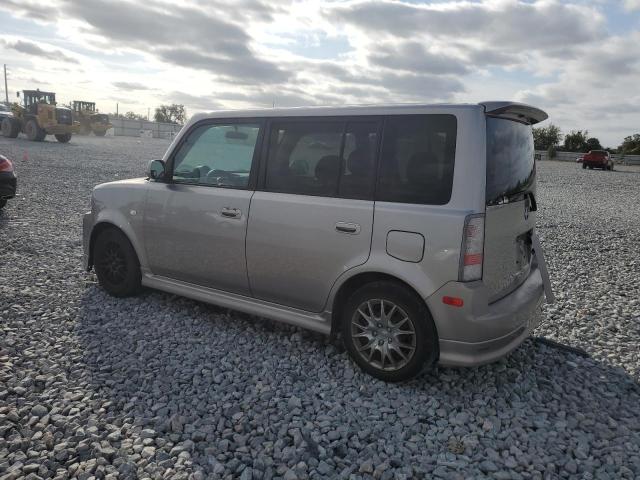 JTLKT324764105027 - 2006 TOYOTA SCION XB Argent photo 2