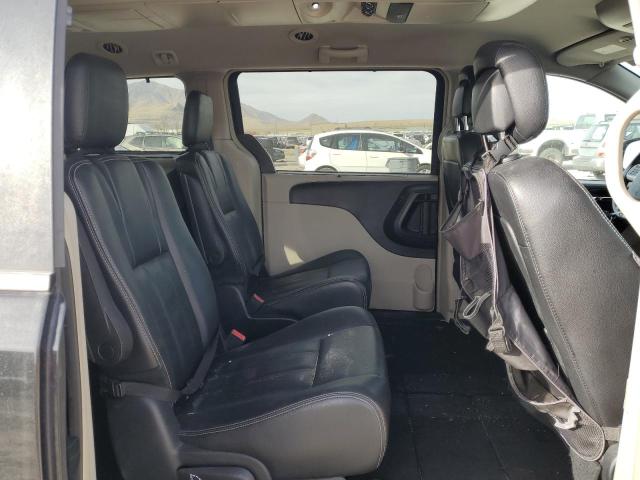 2C4RC1BG0GR288066 - 2016 CHRYSLER TOWN & COU TOURING BLACK photo 11