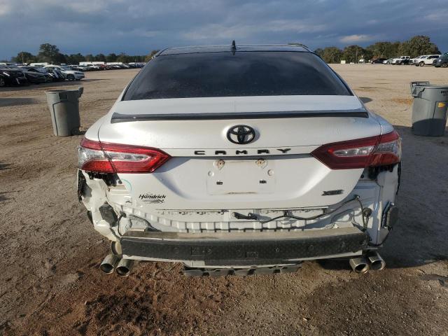4T1B61HK0KU288659 - 2019 TOYOTA CAMRY XSE 白色 照片 6