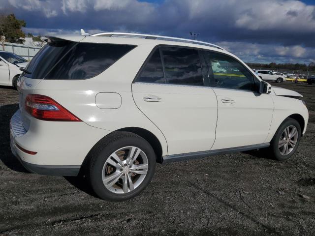 4JGDA5HB2DA128785 - 2013 MERCEDES-BENZ ML 350 4MATIC WHITE photo 3