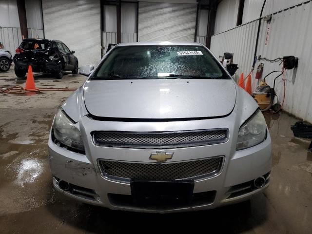 1G1ZK57BX94232478 - 2009 CHEVROLET MALIBU LTZ SILVER photo 5