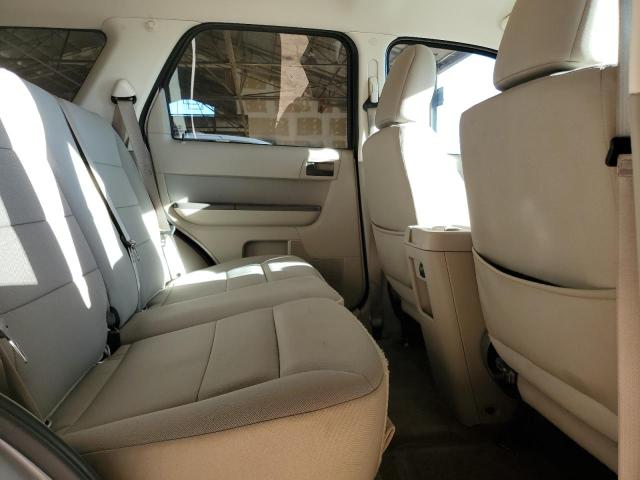 1FMCU9DG3CKC70082 - 2012 FORD ESCAPE XLT SILVER photo 11