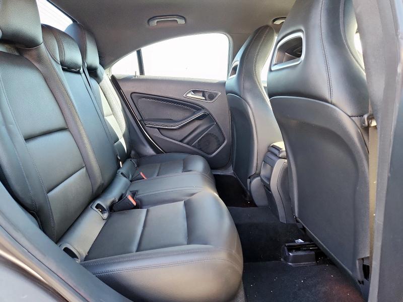 WDDSJ4EB1EN153235 - 2014 MERCEDES-BENZ CLA 250 GRAY photo 10