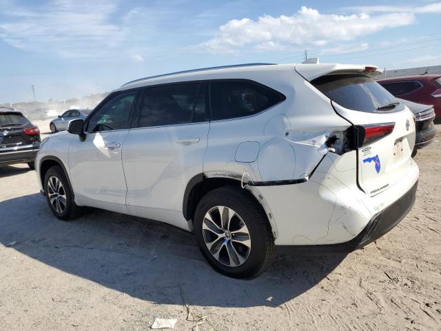 5TDGZRAH4MS533680 - 2021 TOYOTA HIGHLANDER XLE Beyaz fotoğraf 2