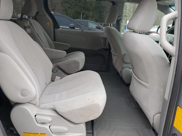 5TDKK3DC6BS068358 - 2011 TOYOTA SIENNA LE Gümüş foto 11