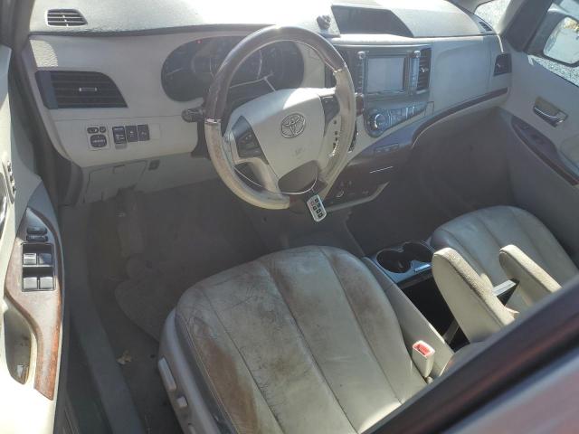 5TDYK3DC5BS037709 - 2011 TOYOTA SIENNA XLE SILVER photo 8