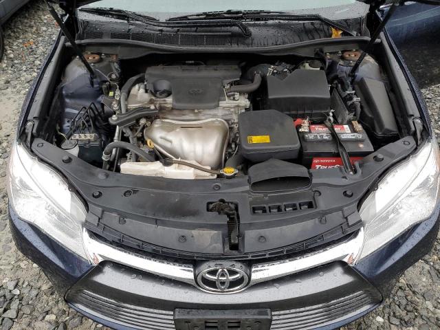 4T4BF1FK5FR454429 - 2015 TOYOTA CAMRY LE BLUE photo 11