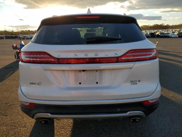 5LMCJ2D90HUL24514 - 2017 LINCOLN MKC SELECT WHITE photo 6