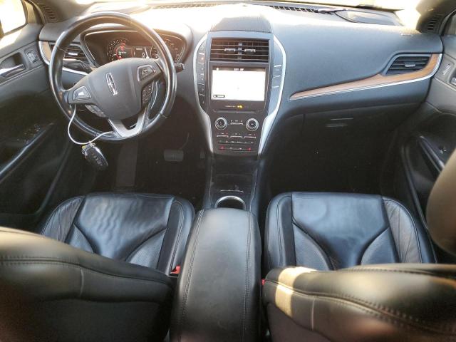 5LMCJ2D90HUL24514 - 2017 LINCOLN MKC SELECT WHITE photo 8